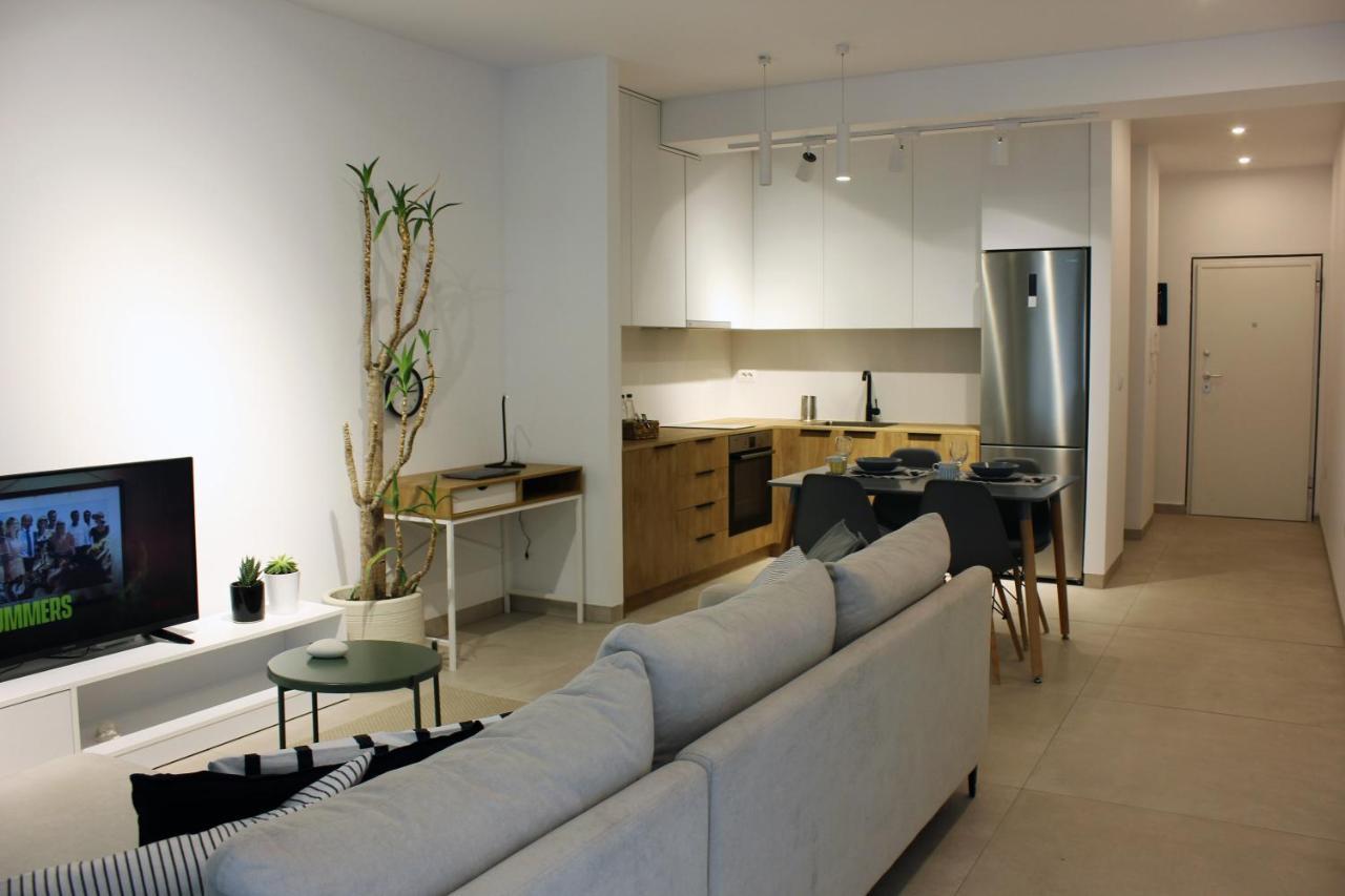 Collective Urban Villa In 地拉那 外观 照片