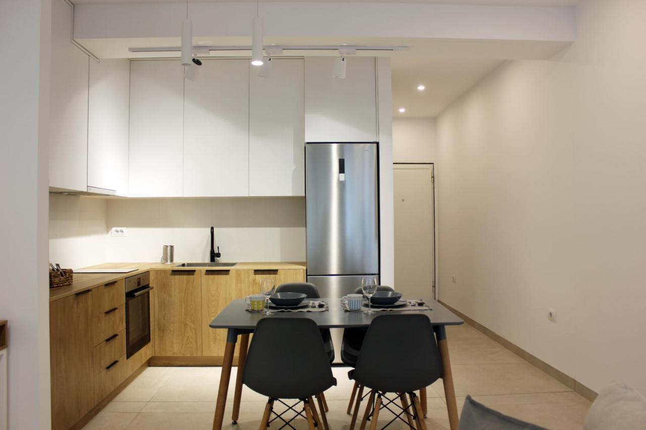 Collective Urban Villa In 地拉那 外观 照片