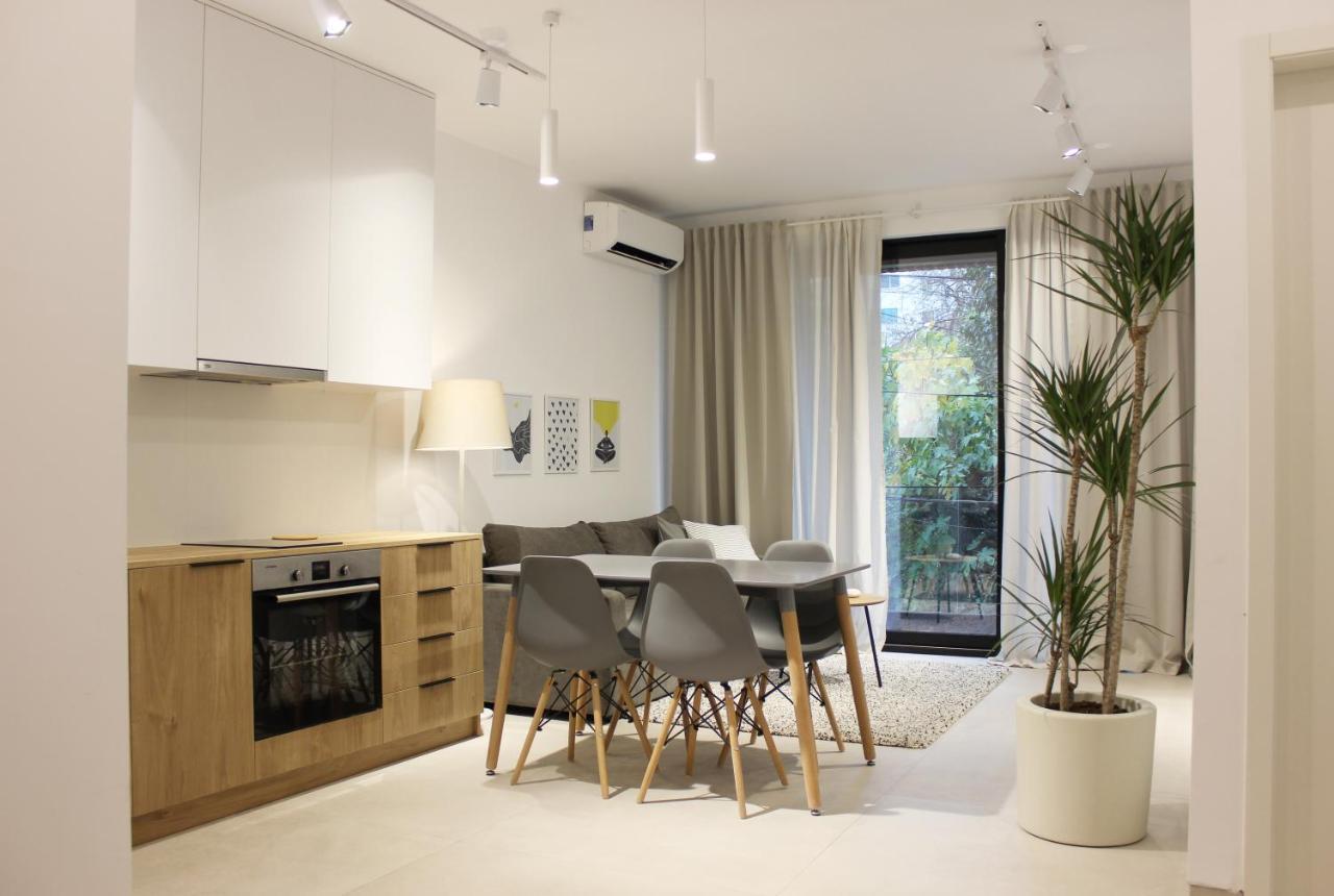 Collective Urban Villa In 地拉那 外观 照片